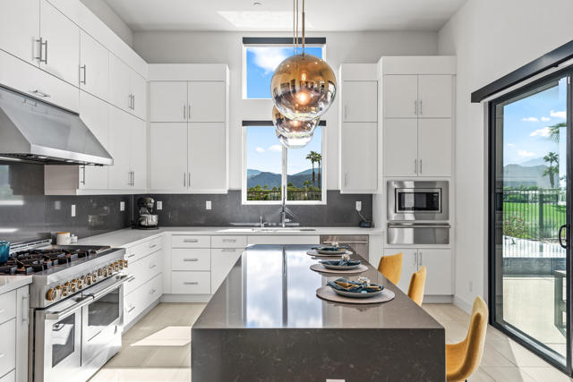 4384 Arcada Street, Palm Springs, CA 92262
