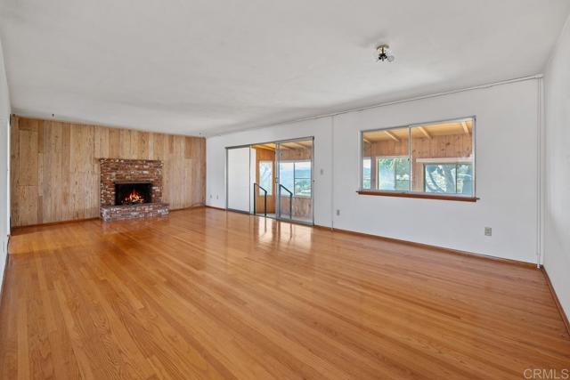 Image 9 of 34 For 1643 Galway Place