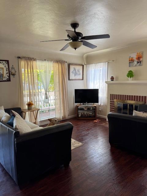 129 Rodeo Avenue, Salinas CA: https://media.crmls.org/mediaz/3d9c9463-9523-42bc-bd9e-322316ad34ec.jpg