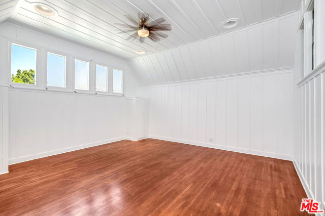 Image 50 of 58 For 132 Beachwood Drive