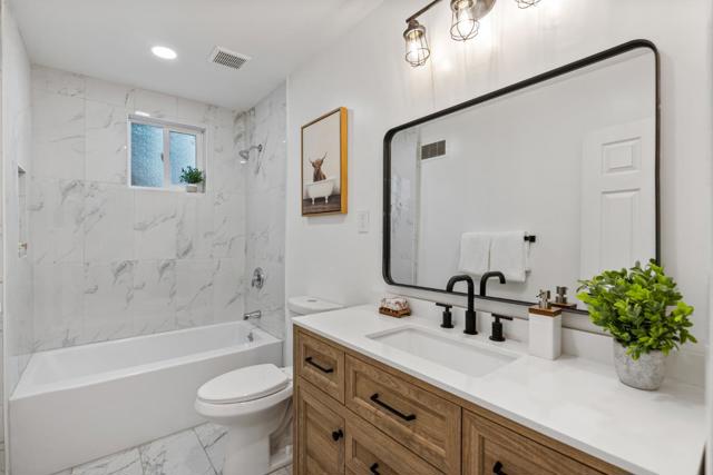 141 Hillcrest Road, San Carlos CA: https://media.crmls.org/mediaz/3d9e375d-e3fb-47d2-909f-c9b814f98192.jpg