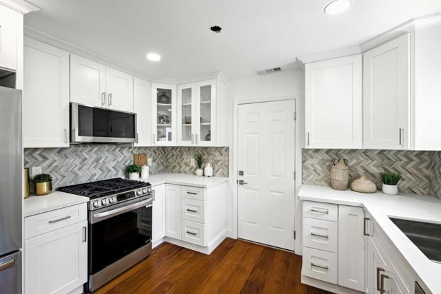 552 Borregas Avenue, Sunnyvale CA: https://media.crmls.org/mediaz/3d9e56de-2190-4ab7-add5-1c6b0f6fa334.jpg