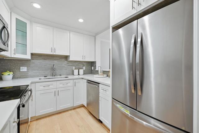 181 Ada Avenue, Mountain View CA: https://media.crmls.org/mediaz/3d9e7582-1cf8-4bc3-ad50-0586ce198ef2.jpg