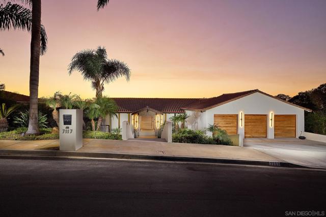 7117 Obelisco Cir, Carlsbad CA: https://media.crmls.org/mediaz/3d9f3c7f-ed0e-4cb6-8369-8b5efcb081c0.jpg