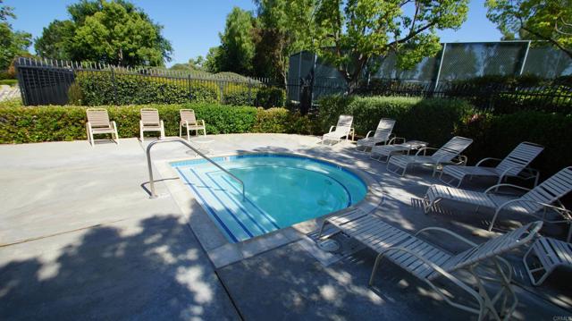 42944 Calle Reva, Temecula CA: https://media.crmls.org/mediaz/3d9f7638-9d63-4299-b3e0-026905004636.jpg