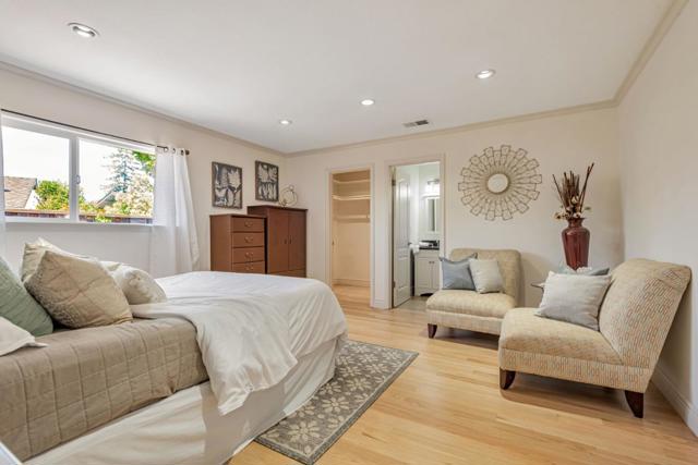5007 Grimsby Drive, San Jose CA: https://media.crmls.org/mediaz/3da04891-95e7-4a7e-a853-b844c13547c3.jpg