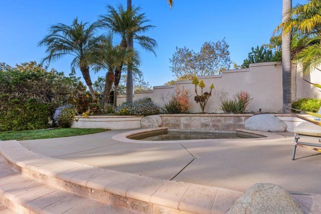 4798 Thurston Pl, San Diego CA: https://media.crmls.org/mediaz/3da0d942-c474-41ab-ba4f-439214c19d70.jpg