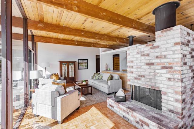 1760 Lexington Avenue, San Mateo CA: https://media.crmls.org/mediaz/3da19781-5874-4377-bfe4-bb5365c66fd4.jpg