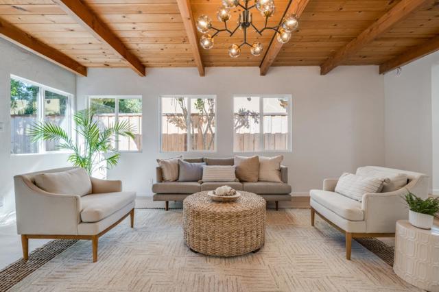 506 Bayview Drive, Aptos CA: https://media.crmls.org/mediaz/3da2a070-f486-4b62-aaa9-482bb1caaa01.jpg