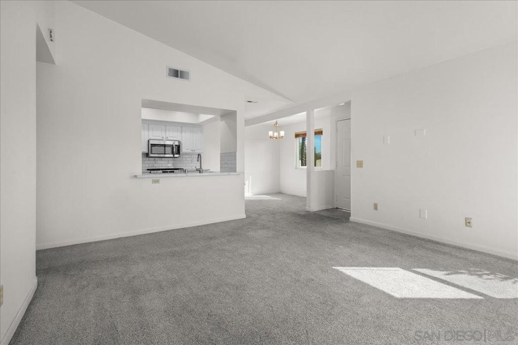 MLS #250034355SD image #17