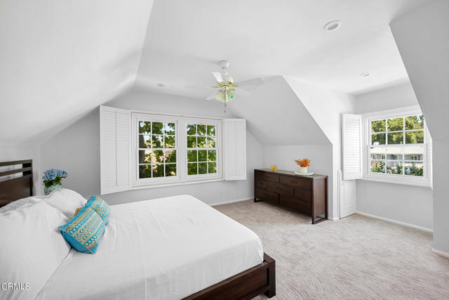 Detail Gallery Image 28 of 75 For 16952 Liggett St, Northridge,  CA 91343 - 4 Beds | 2 Baths