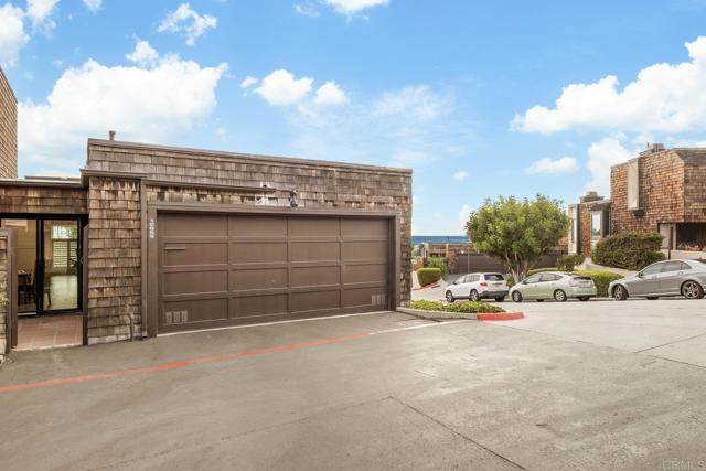 12859 Caminito del Canto, Del Mar CA: https://media.crmls.org/mediaz/3da57157-c935-4bf4-996b-d44cb89aae32.jpg