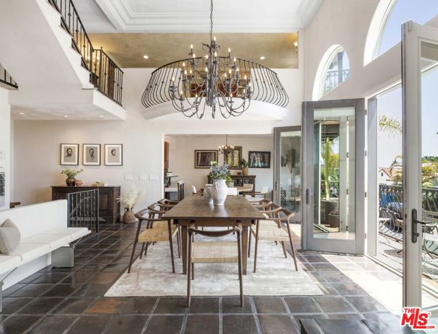  Income Home for Sale in Los Angeles, California