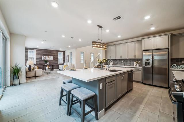 7030 Provincial Street, Tracy CA: https://media.crmls.org/mediaz/3da5eb94-9b28-4b5b-91ec-a42eb3713074.jpg