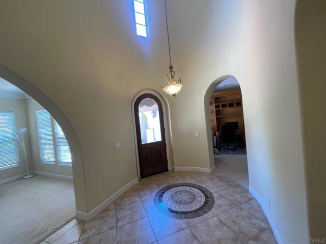 Image 1 of 6 For 4490 Rosecliff