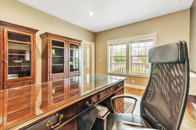 560 Tevis Trail, Hollister CA: https://media.crmls.org/mediaz/3da6b9f0-656b-43a7-a83e-81212315bbde.jpg