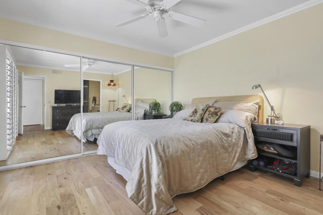 44 Malaga Drive, Rancho Mirage CA: https://media.crmls.org/mediaz/3da776e2-f44d-4ce3-ba87-2879a66a72b5.jpg