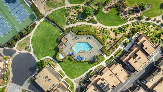 2191 Caminito Del Barco, Del Mar CA: https://media.crmls.org/mediaz/3da80497-6f79-47b4-ae5c-74bab436ea67.jpg