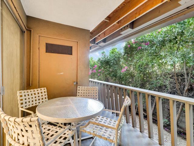 197 W Via Lola #6, Palm Springs, CA 92262