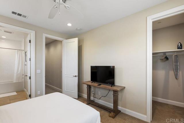 Image 37 of 43 For 964 Urania Avenue
