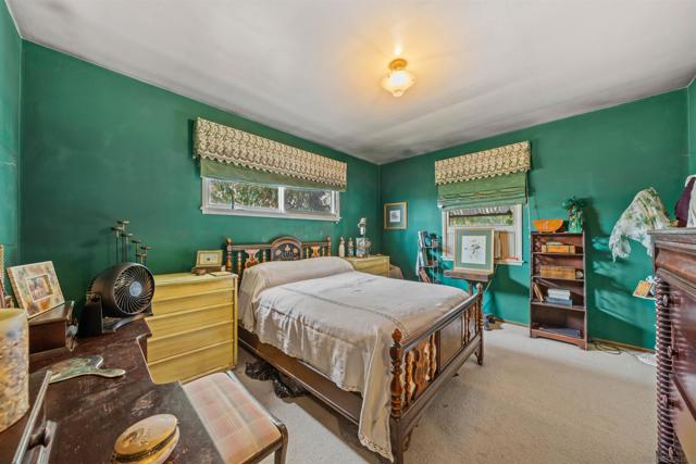 8706 Delta St, La Mesa CA: https://media.crmls.org/mediaz/3daa7215-15d6-47ab-a254-4e9dbc416264.jpg