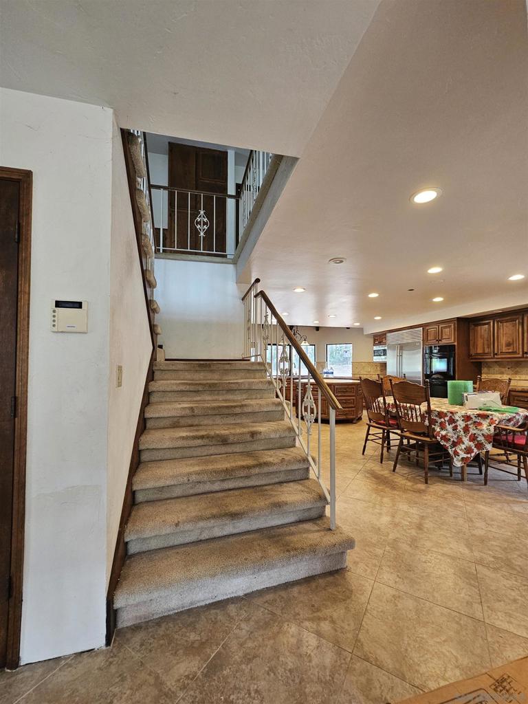 18055 Old Coach Rd - photo 10