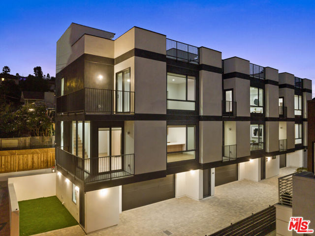 2223 Clifford Street, Los Angeles CA: https://media.crmls.org/mediaz/3daaf8c1-d7bb-4bb5-9c32-0965c0ef38db.jpg