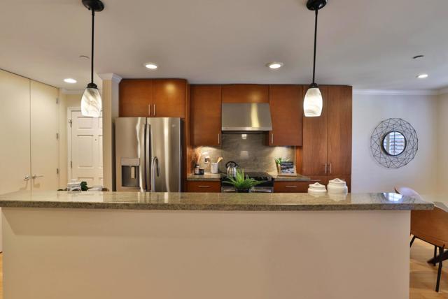 1855 Palm View Place, Santa Clara CA: https://media.crmls.org/mediaz/3dab5b24-c6bb-439b-9f6e-29f984adf2ec.jpg