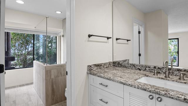 Detail Gallery Image 20 of 36 For 812 Kalpati Cir #E,  Carlsbad,  CA 92008 - 2 Beds | 3 Baths