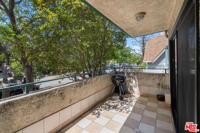 413 Hawthorne Street, 102 photo 8