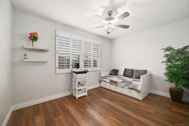 3140 Willow Creek Pl, Escondido CA: https://media.crmls.org/mediaz/3dac5129-0115-405c-a693-3b0c3e934474.jpg