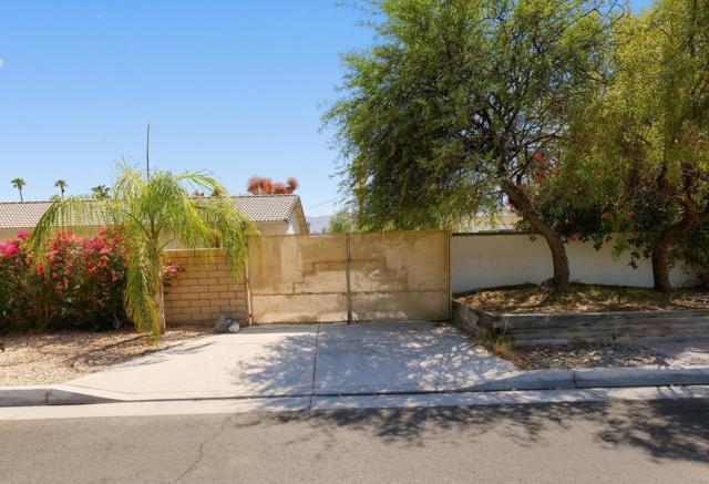 44795 Cabrillo Avenue, Palm Desert, CA 92260