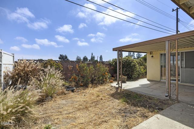 3545 Sutter Drive, Oxnard CA: https://media.crmls.org/mediaz/3dae1932-dca5-4412-8e1a-a69e3ecae5d1.jpg
