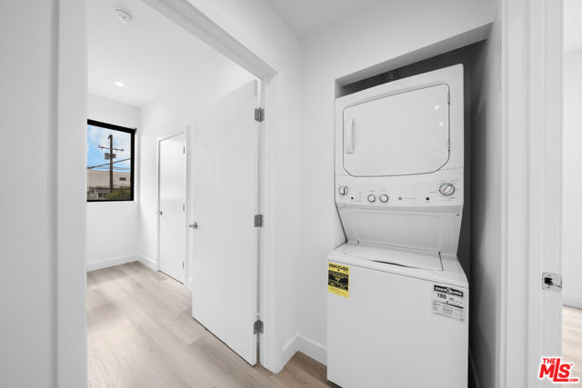 5612 Lexington Avenue, Los Angeles CA: https://media.crmls.org/mediaz/3dafddc9-adab-4990-aefd-c56906f7dccb.jpg