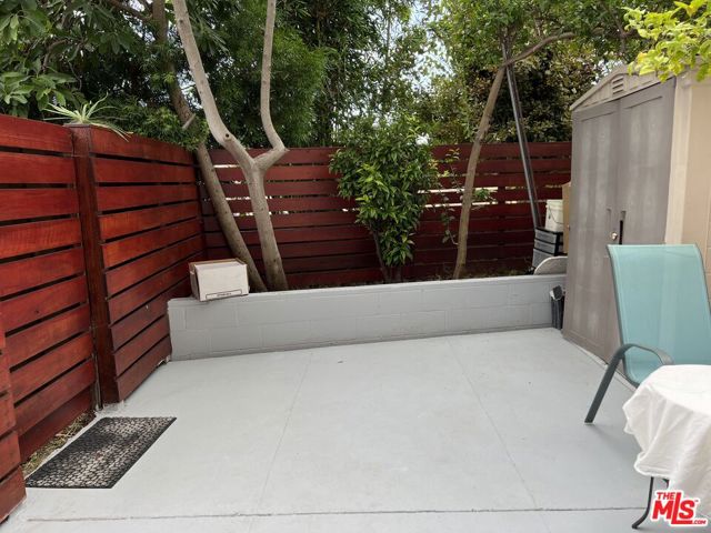 4575 Inglewood Boulevard, Culver City CA: https://media.crmls.org/mediaz/3db22c0c-0d6f-4f96-a305-fda00228cdcc.jpg