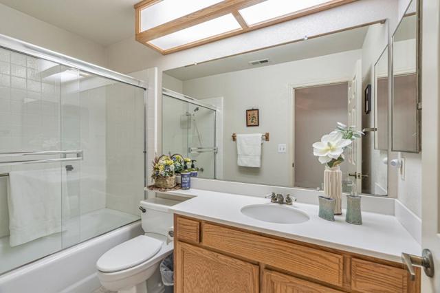 7638 Falkirk Drive, San Jose CA: https://media.crmls.org/mediaz/3db3732a-9150-4010-afc9-42b6ec12810f.jpg