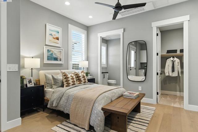 1725 SW Wren, Dublin CA: https://media.crmls.org/mediaz/3db399ae-4045-467c-8ee4-df92f7f1d58a.jpg