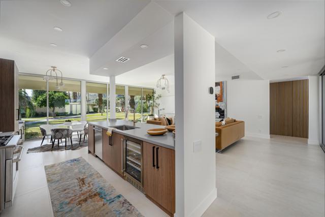 139 Desert Lakes Drive, Palm Springs CA: https://media.crmls.org/mediaz/3db3b39a-4263-469a-af8f-ee6c7bc853bf.jpg