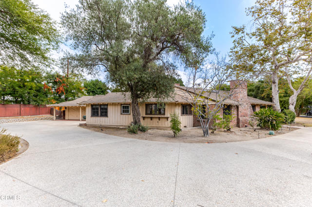 887 Vallombrosa Drive, Pasadena CA: https://media.crmls.org/mediaz/3db42296-e795-43b0-994b-8d1837aace2c.jpg