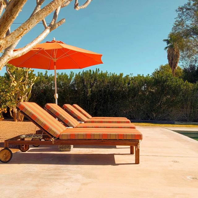 2200 E Acacia, Palm Springs CA: https://media.crmls.org/mediaz/3db46cb4-f9dd-4566-b69e-f552d610cb34.jpg