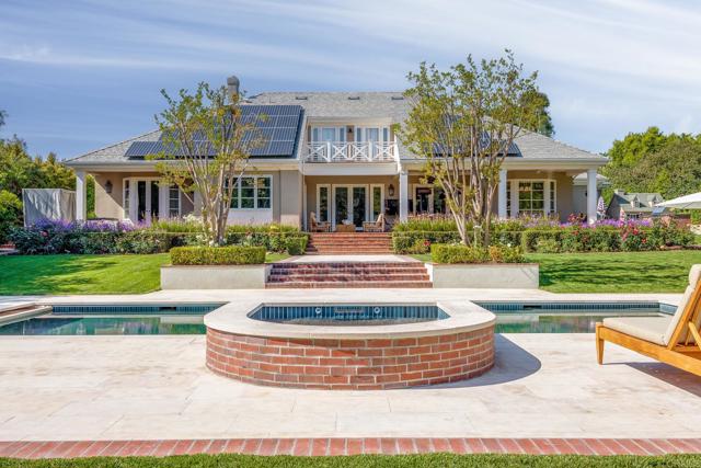 16625 Via Lago Azul, Rancho Santa Fe CA: https://media.crmls.org/mediaz/3db49419-03d3-4c67-ae6c-71b2b8a01556.jpg