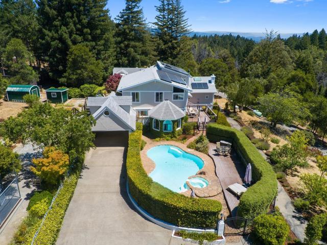 7919 Empire Grade, Santa Cruz CA: https://media.crmls.org/mediaz/3db4b47d-cf89-4640-937c-dc75576b6652.jpg