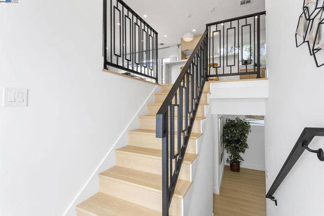 365 Monaco Ave, Union City CA: https://media.crmls.org/mediaz/3db540d1-9bff-4418-b086-b4cecff985fb.jpg