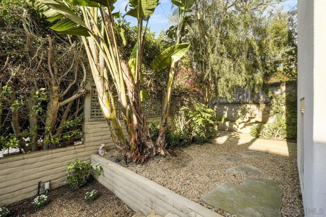 126 7th St, Del Mar, California 92014, 3 Bedrooms Bedrooms, ,3 BathroomsBathrooms,Single Family Residence,For Sale,7th St,250020245SD