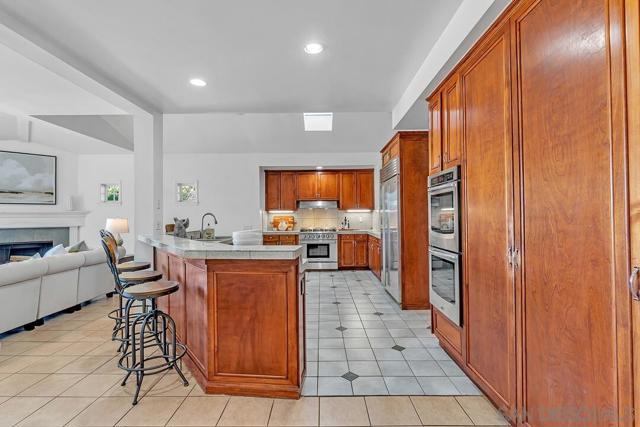 Image 12 of 52 For 1128 Augusta Pl