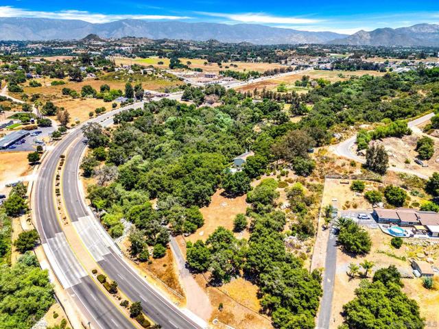 28517 Valley Center Rd, Valley Center, California 92082, 4 Bedrooms Bedrooms, ,3 BathroomsBathrooms,Single Family Residence,For Sale,Valley Center Rd,240014842SD