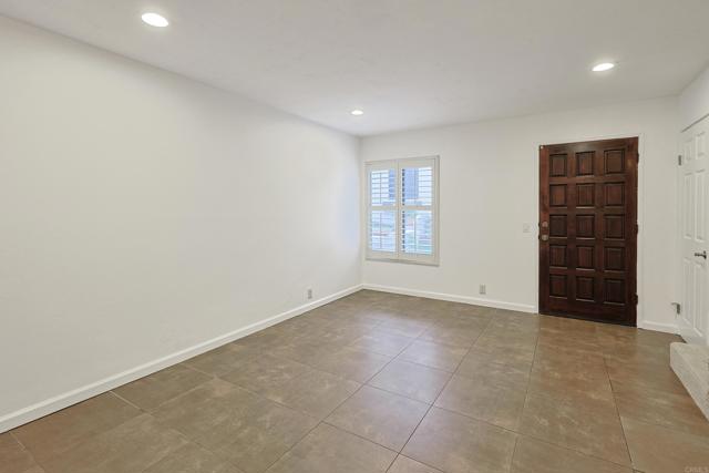 Detail Gallery Image 12 of 44 For 1222 River Glen Rw #65,  San Diego,  CA 92111 - 2 Beds | 1 Baths