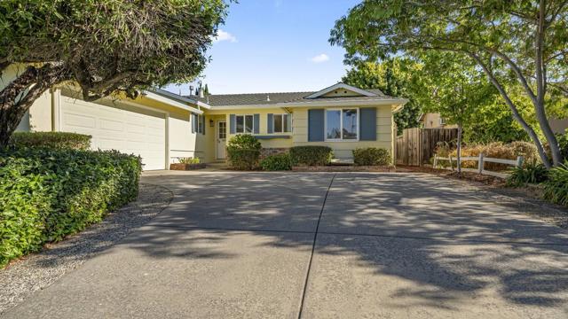 940 Kennard Way, Sunnyvale CA: https://media.crmls.org/mediaz/3db8f74e-c908-431b-836e-cd9024280c49.jpg