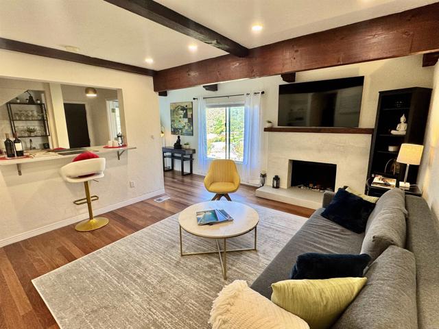 Detail Gallery Image 12 of 34 For 1923 Sunset Plaza Drive Dr, West Hollywood,  CA 90069 - 3 Beds | 3 Baths