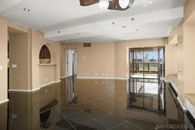 Image 6 of 38 For 200 Harbor Drive  803